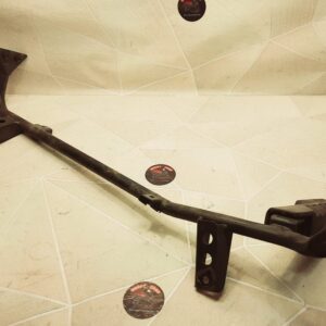 Barre laterale droite et repose pied passager Honda FES-Swing 125