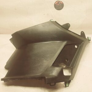 Carénage centrale gauche Peugeot kisbee