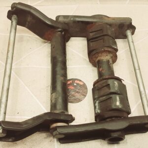 Support moteur Peugeot Satelis 125