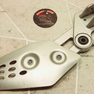 Platine cale pied gauche Yamaha MT 07